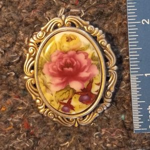 Vintage Cameo
